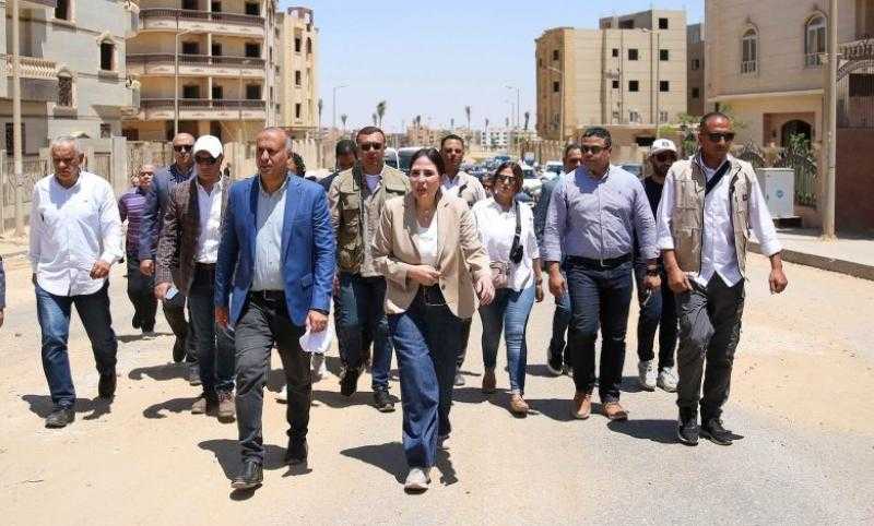 استجابة لشكاوى المواطنين.. «المنشاوي» تتفقد الحي المتميز بمدينة بدر وتوجه بسرعة دراسة مطالب السكان