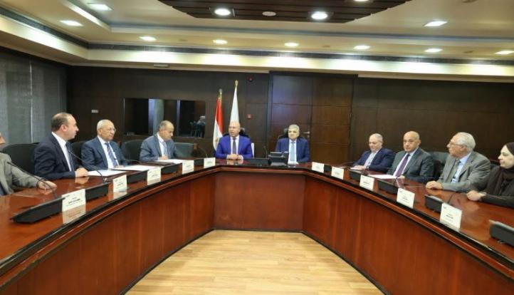 كامل الوزير: محطة “تحيا مصر” تواصل تحقيق معدلات تشغيل قياسية.. وتداول أكثر من 500 ألف حاوية خلال النصف الأول من 2026
