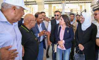 وزيرة الإسكان ومحافظ مطروح يتفقدان مشروعات مياه الشرب والصرف الصحي