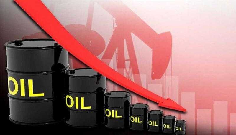 النفط يواصل تراجعه بعد توقف الهجمات بين الولايات المتحدة وإيران