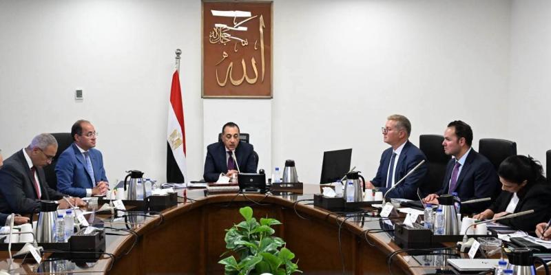 رئيس الوزراء يتابع جهود زيادة المخزون الاستراتيجي من المنتجات البترولية