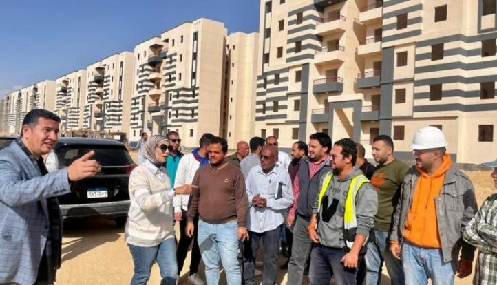 وزيرة الإسكان تتابع مستجدات ملفات العمل والمشروعات بمدينة السويس الجديدة