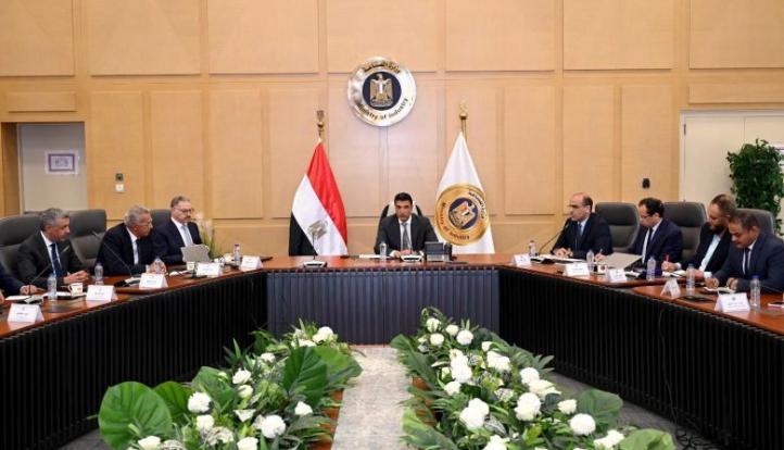 75.5 مليون طن سنويًا.. الصناعة تضع خارطة جديدة لتعزيز إنتاج وصادرات الأسمنت