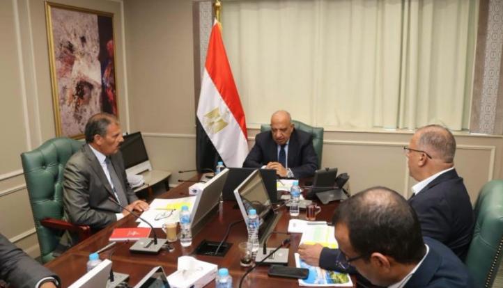 وزير الكهرباء يتابع مع الاستشاري الدولي تحديث استراتيجية الطاقة المتكاملة والمستدامة حتى 2040