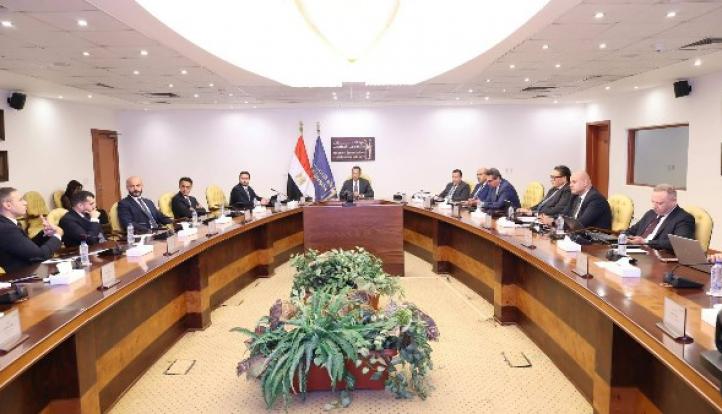وزير الاتصالات يبحث مع مجموعة إنترو القابضة الخطط التنفيذية لإنشاء مركز كيميت للبيانات