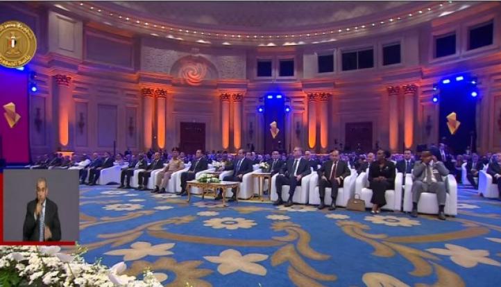 الرئيس السيسى يشهد افتتاح منتدى مصر للتعدين ويتفقد أجنحة المشاركين