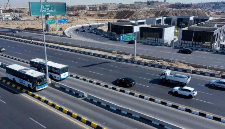 الأتوبيس الترددي يبدأ التشغيل المباشر بين الإسكندرية الزراعي وصن كابيتال بزمن تقاطر 10 دقائق