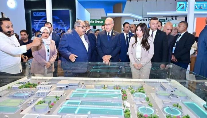 وزيرا الإسكان والري يتفقدان أحدث تكنولوجيات المياه والصرف الصحي بمعرض IWWI 2026