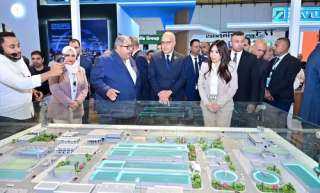 وزيرا الإسكان والري يتفقدان أحدث تكنولوجيات المياه والصرف الصحي بمعرض IWWI 2026
